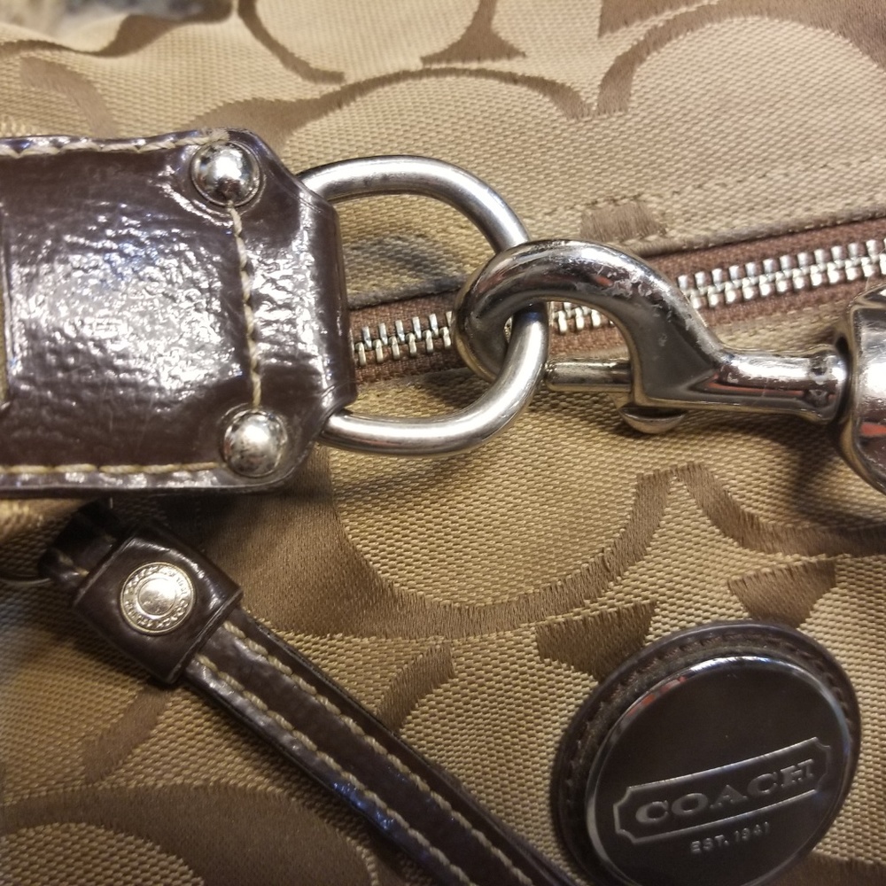 Coach Handbag - Picture 5 of 8